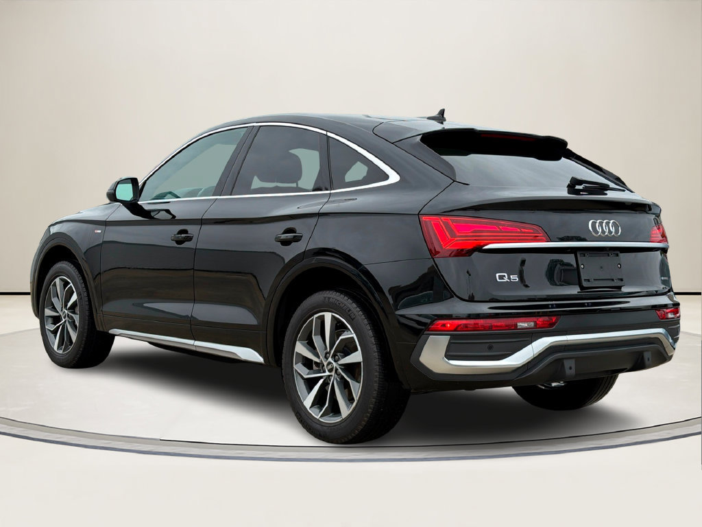 Used 2022 Audi Q5 2.0T Premium Plus w/ Premium Plus Package AWD/4WD image 4