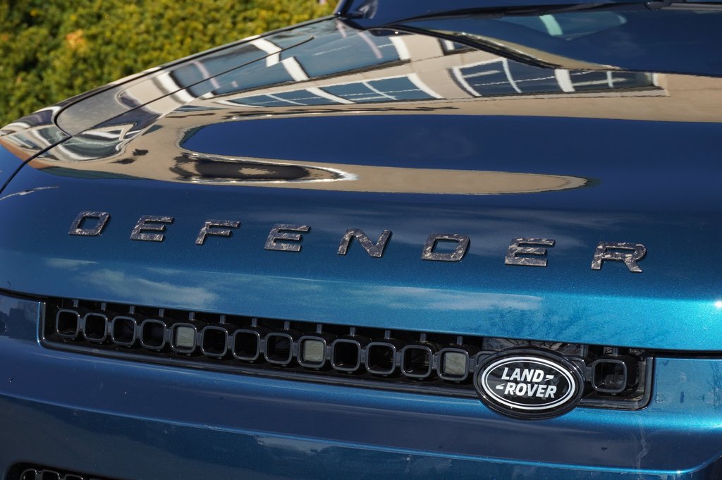 New 2026 Land Rover Defender 110 OCTA AWD/4WD image 5