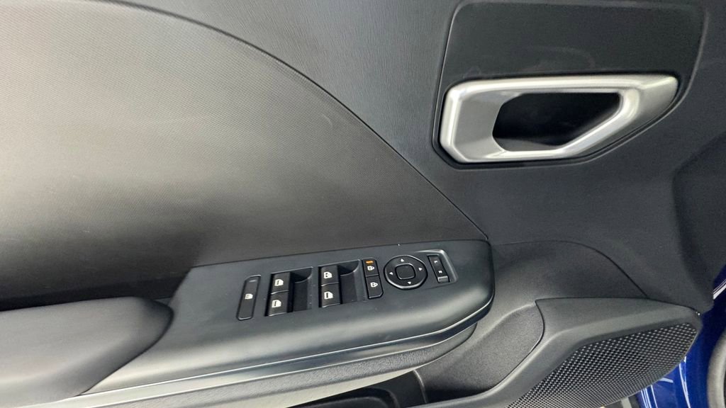 New 2026 Kia K4 FWD image 17