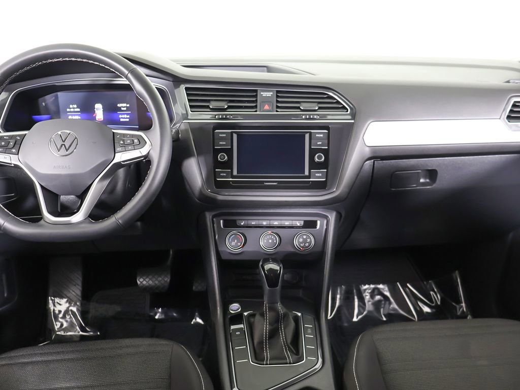 Used 2023 Volkswagen Tiguan S image 36