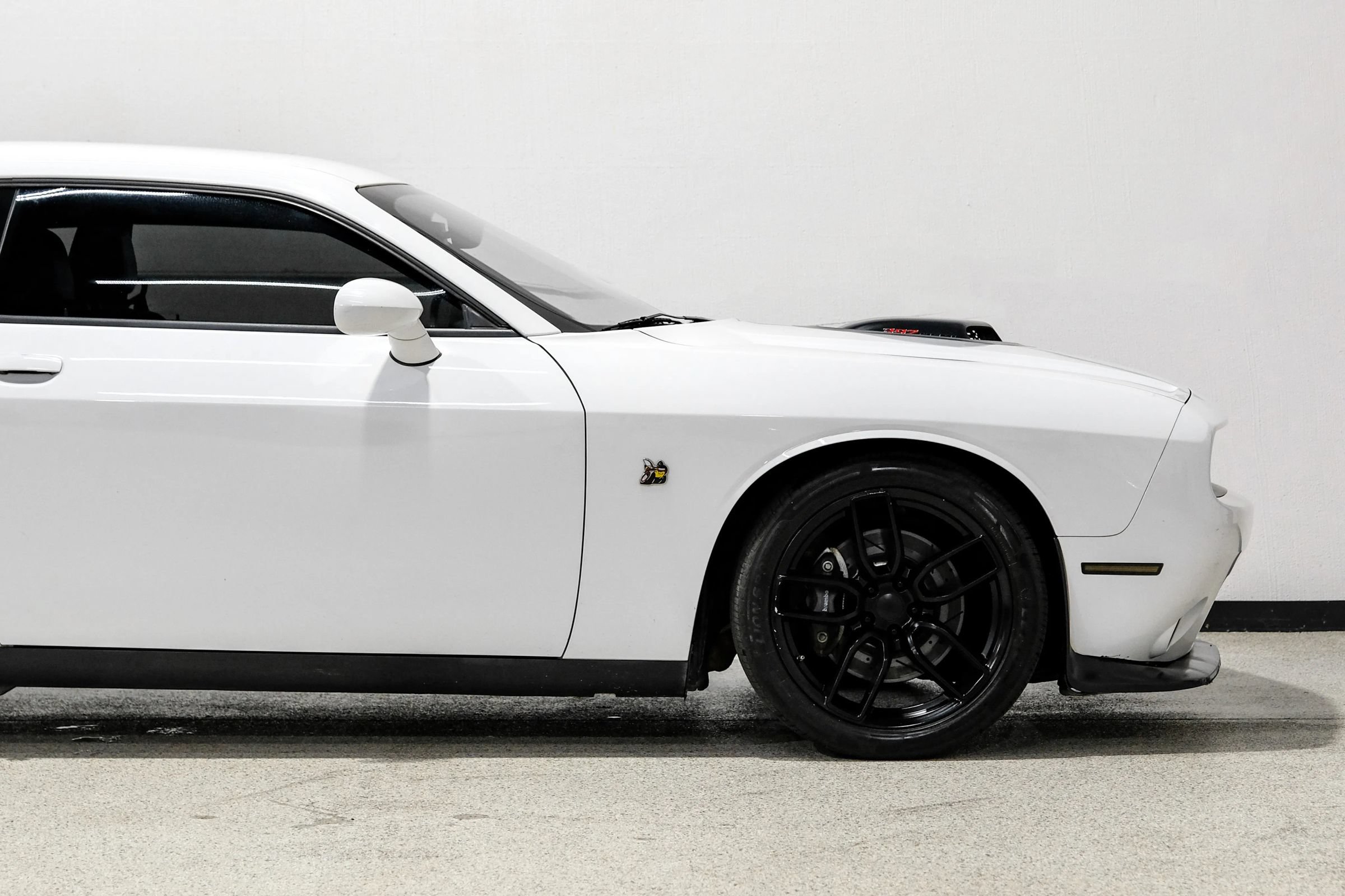 Used 2017 Dodge Challenger R/T Scat Pack RWD image 11