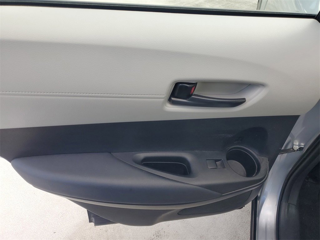 Used 2023 Toyota Corolla Cross L image 14