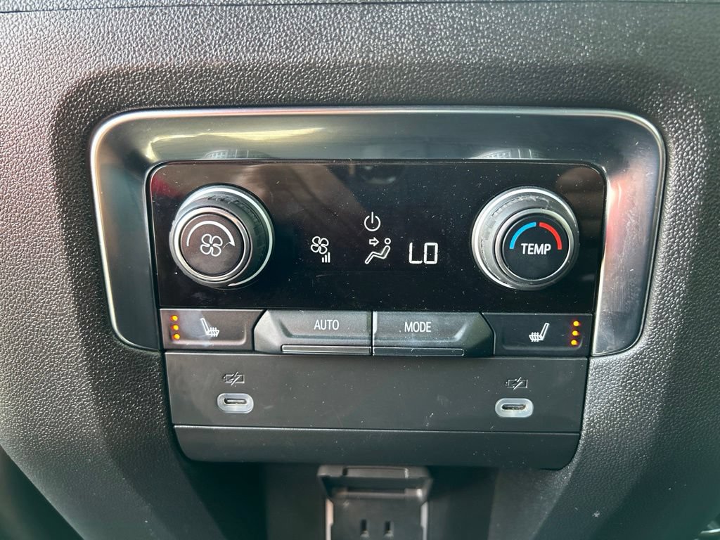 Certified 2023 Chevrolet Tahoe LT w/ Luxury Package AWD/4WD image 45