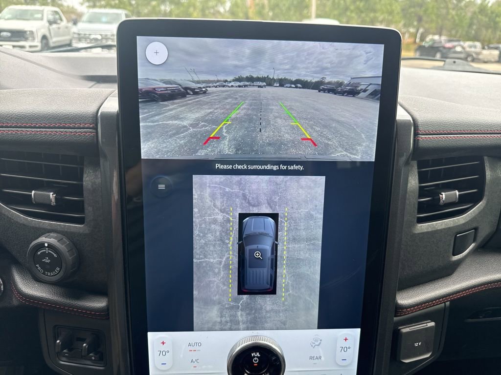 Used 2022 Ford Expedition Max Limited image 7