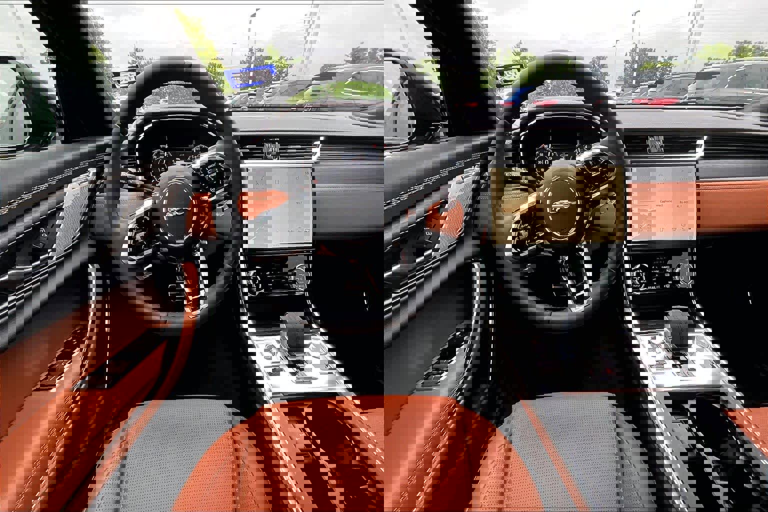 Used 2024 Jaguar XF R-Dynamic SE AWD/4WD image 6