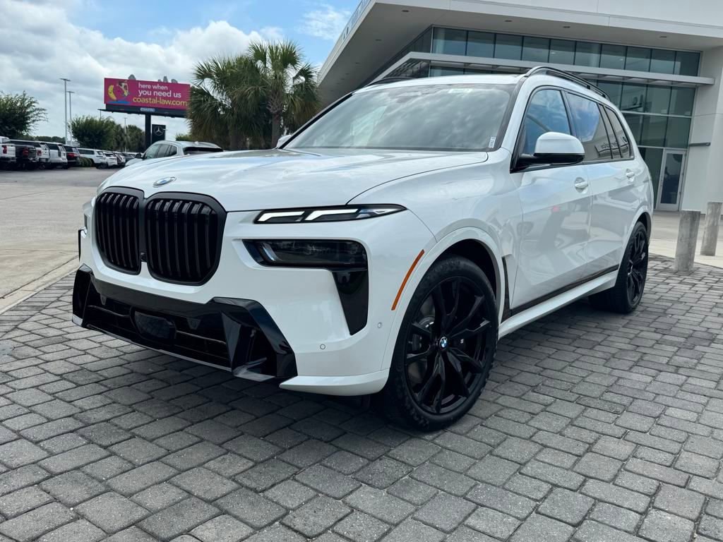 New 2026 BMW X7 xDrive40i w/ M Sport Package