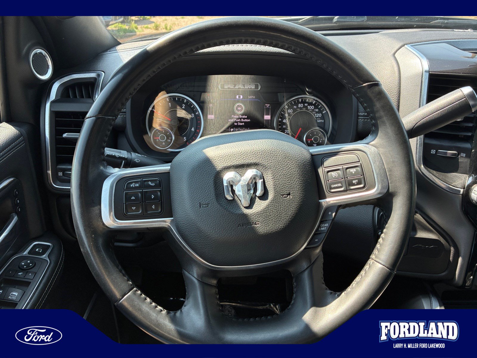 Used 2022 RAM 2500 Laramie AWD/4WD image 9