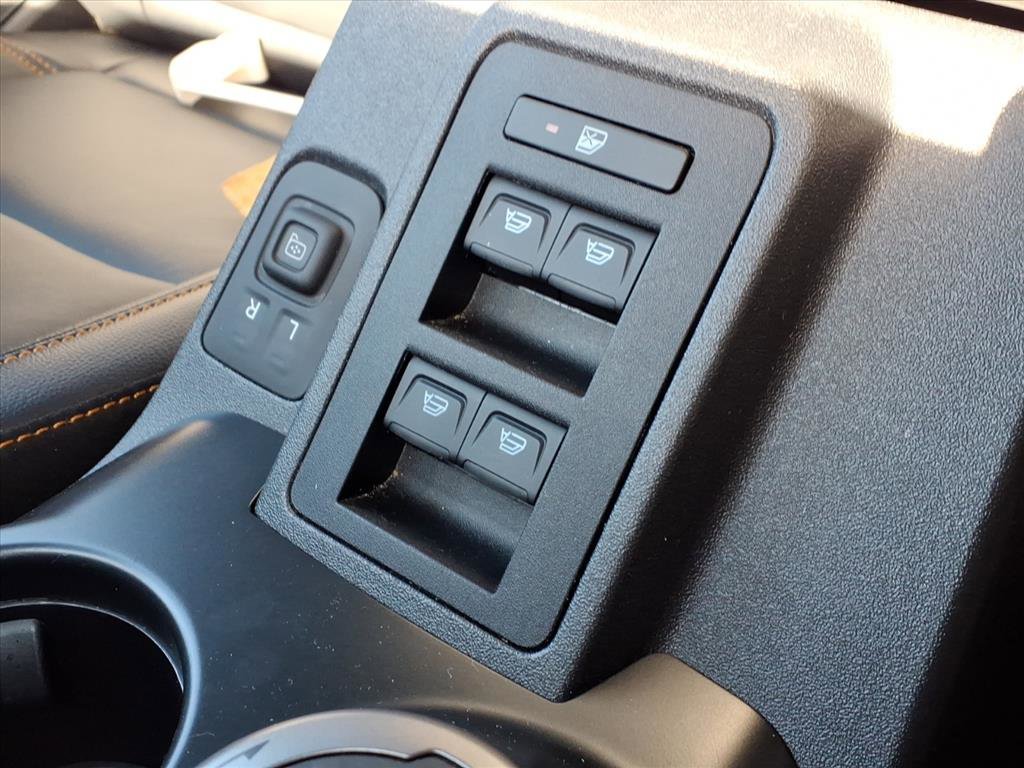 Certified 2024 Ford Bronco Badlands image 16