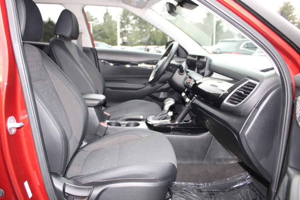 Used 2024 Kia Seltos X-Line image 13