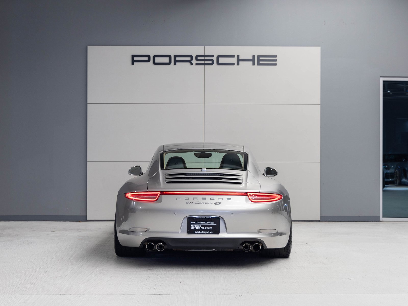 Certified 2013 Porsche 911 Carrera 4S image 6