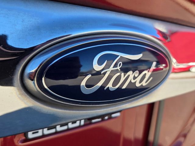 Used 2015 Ford Escape Titanium image 14