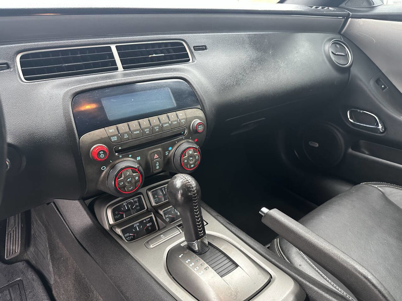 Used 2011 Chevrolet Camaro LT w/ RS Package image 12