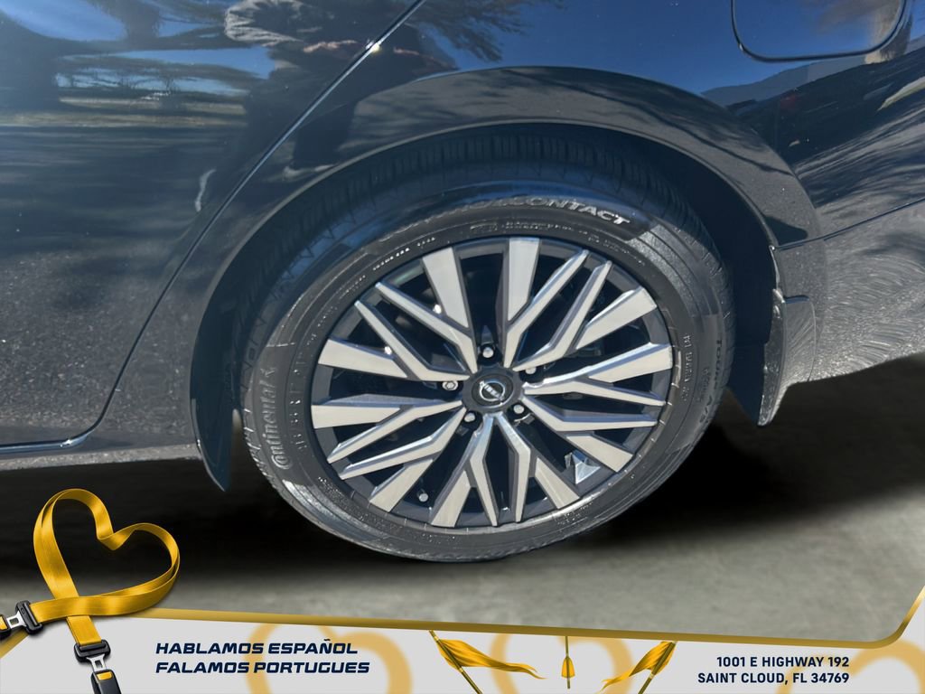 Used 2023 Nissan Altima 2.5 SV w/ SV Premium Package image 11