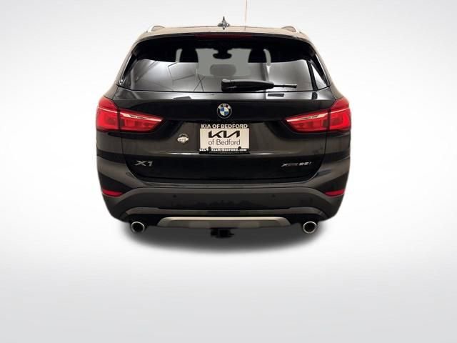 Used 2022 BMW X1 xDrive28i w/ Convenience Package AWD/4WD image 6