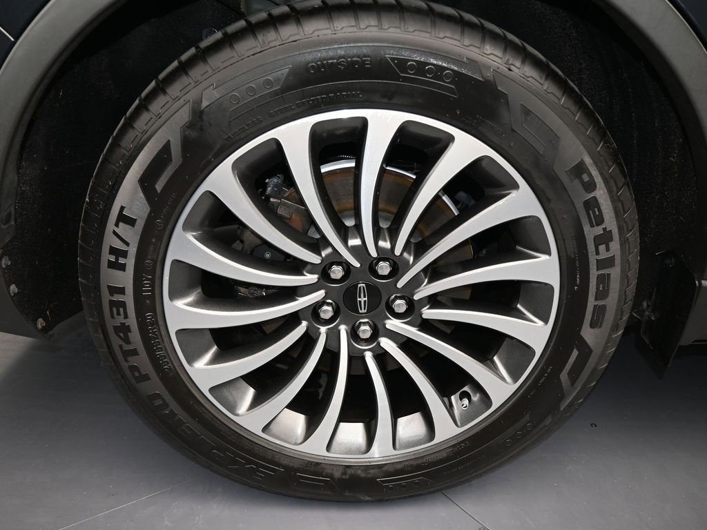 Used 2022 Lincoln Aviator Reserve w/ Elements Package Plus image 47