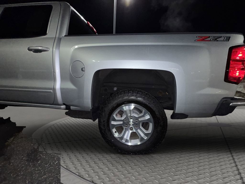Certified 2018 Chevrolet Silverado 1500 LT w/ All Star Edition image 25