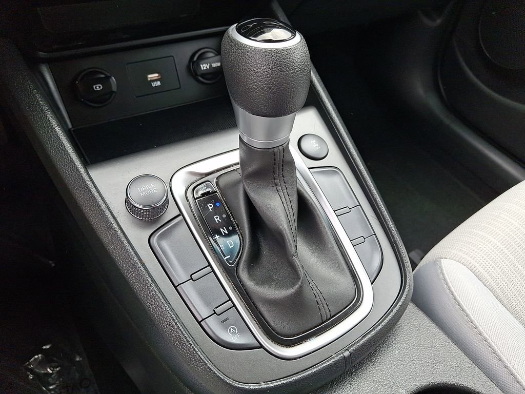 Certified 2023 Hyundai Kona SEL AWD/4WD image 16