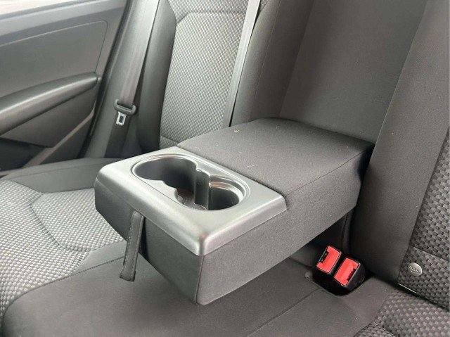 Used 2015 Volkswagen Passat 1.8T S image 16