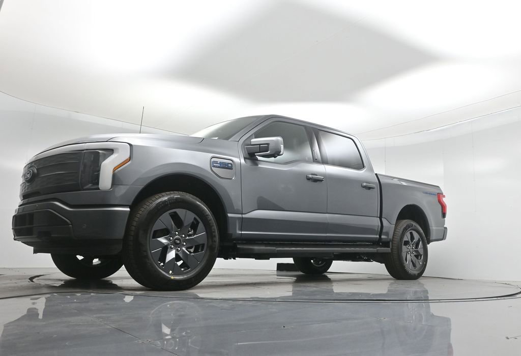 New 2025 Ford F150 Lightning Lariat image 46