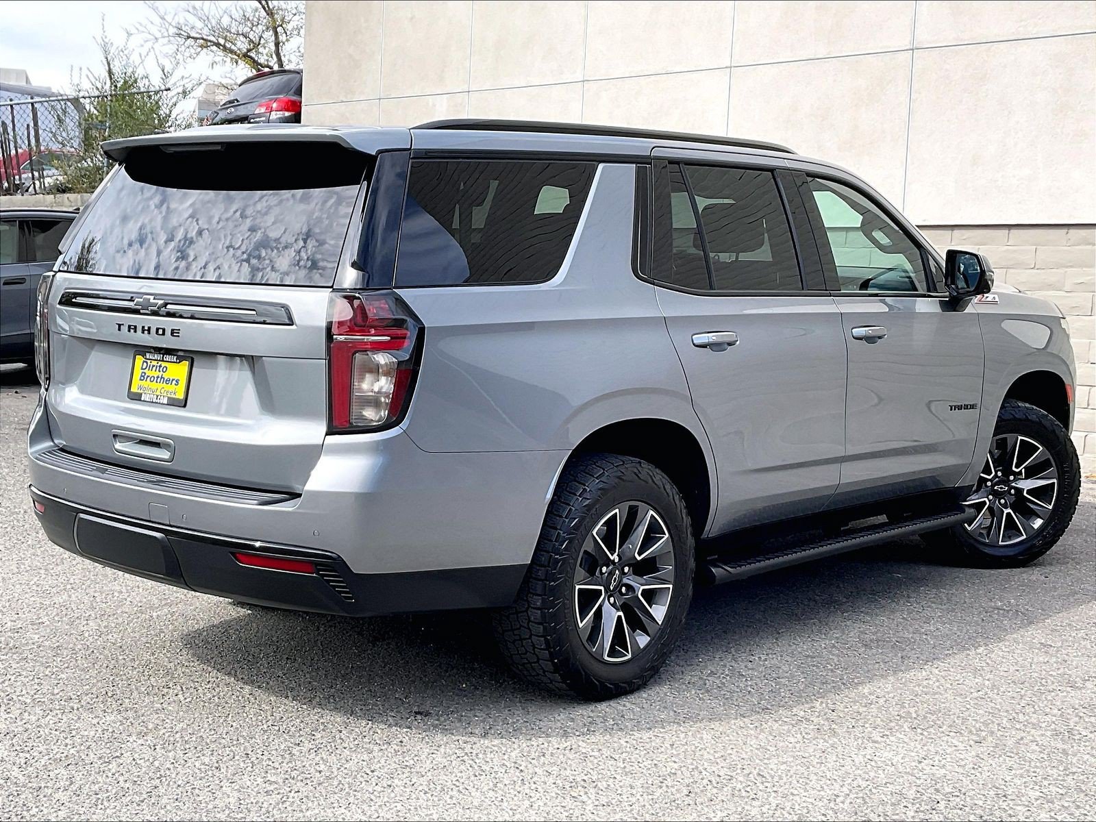 Used 2023 Chevrolet Tahoe Z71 w/ Z71 Off-Road Package AWD/4WD image 12
