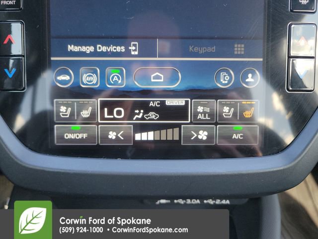 Used 2025 Subaru Forester Touring w/ Popular Package - Touring AWD/4WD image 33