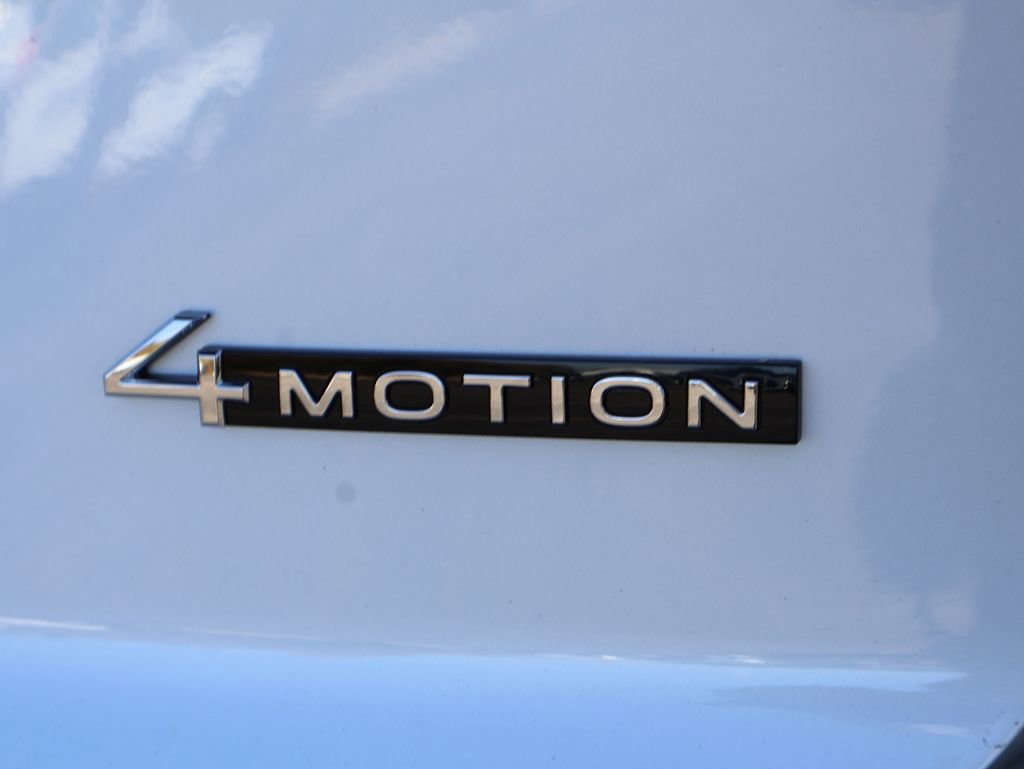 New 2026 Volkswagen Atlas Cross Sport SE image 18