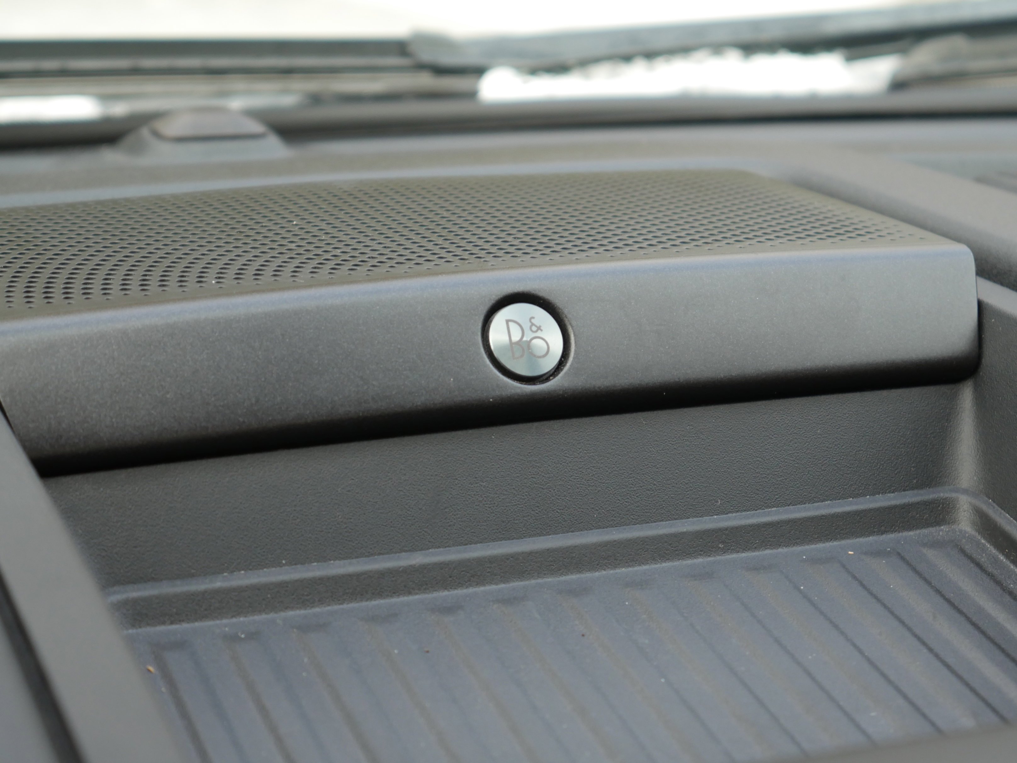 Used 2019 Ford F250 Platinum w/ Platinum Ultimate Package image 12