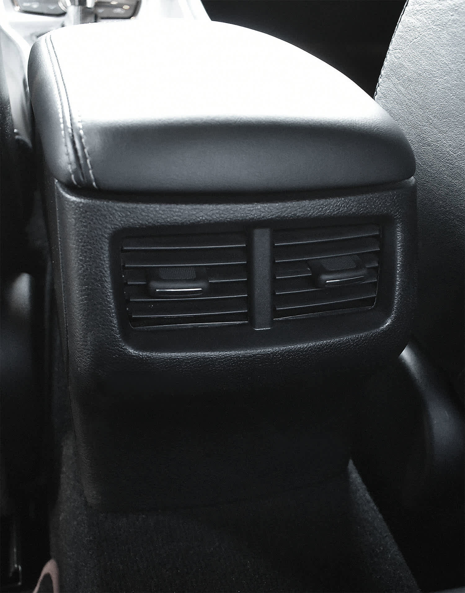 Used 2022 Dodge Challenger SRT Hellcat RWD image 14