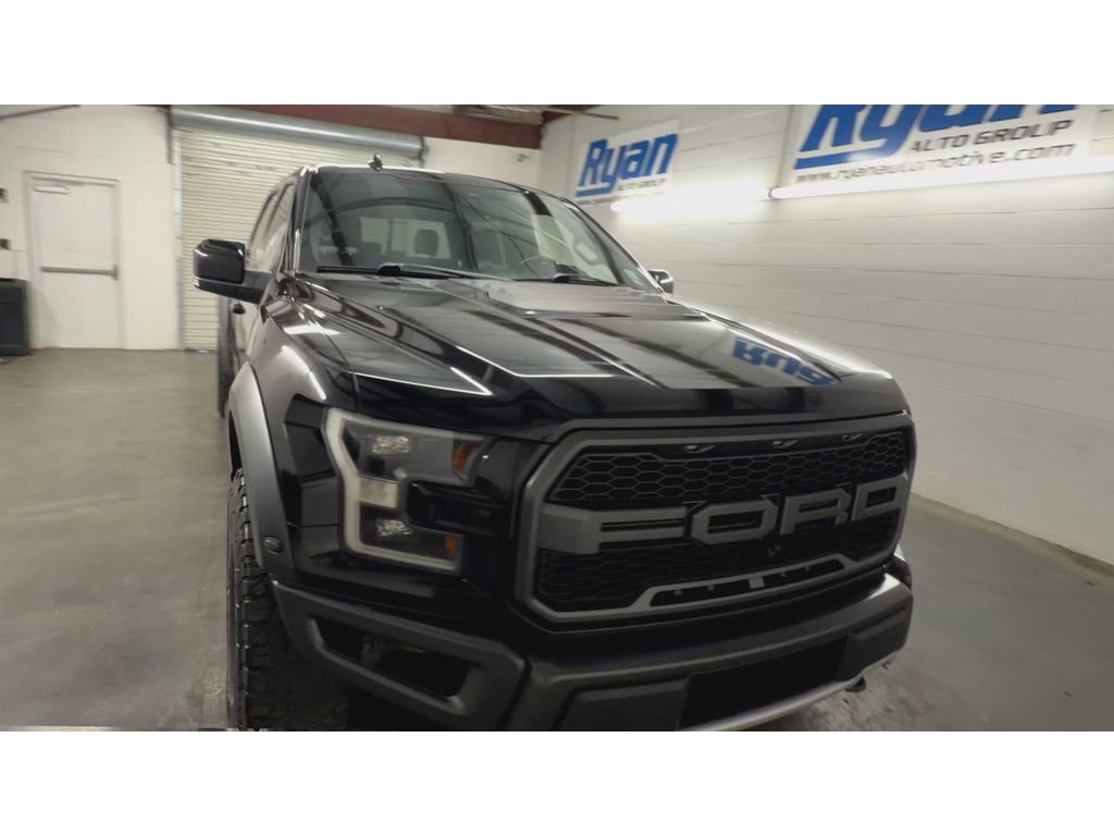 Used 2019 Ford F150 Raptor w/ Equipment Group 802A Luxury image 3