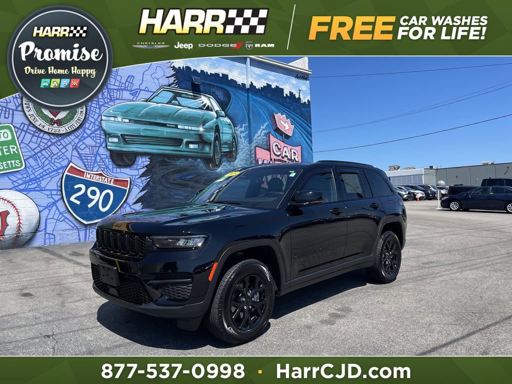 Used 2025 Jeep Grand Cherokee Altitude
