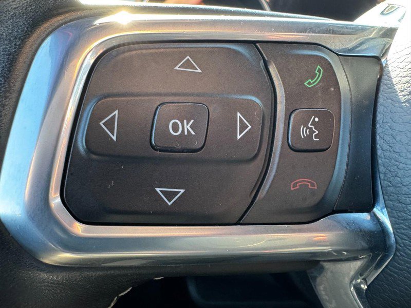 Used 2020 Jeep Wrangler Unlimited Sahara image 16