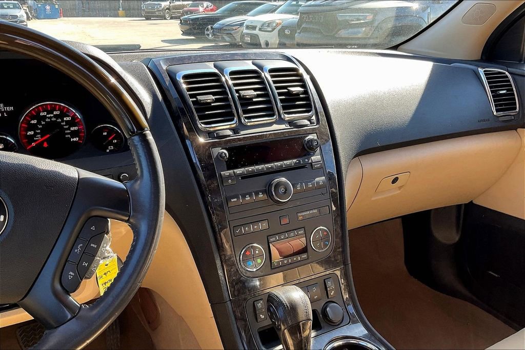 Used 2011 GMC Acadia Denali image 9