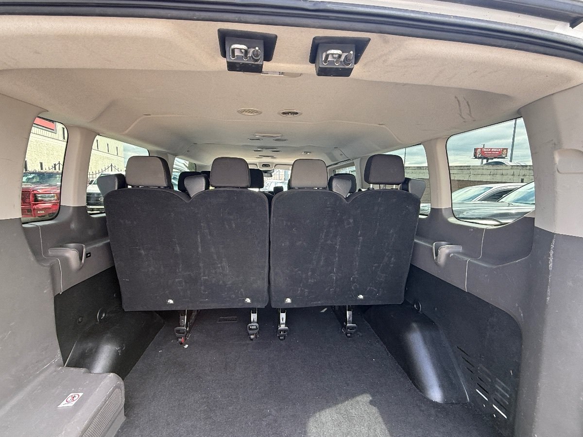 Used 2024 Ford Transit 350 XLT RWD image 17