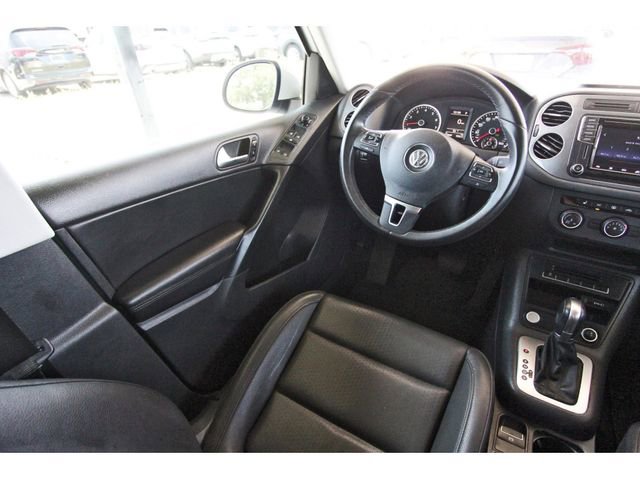 Used 2017 Volkswagen Tiguan S FWD image 7