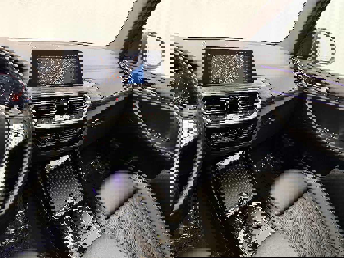 Used 2024 BMW X3 xDrive30i w/ Convenience Package image 17