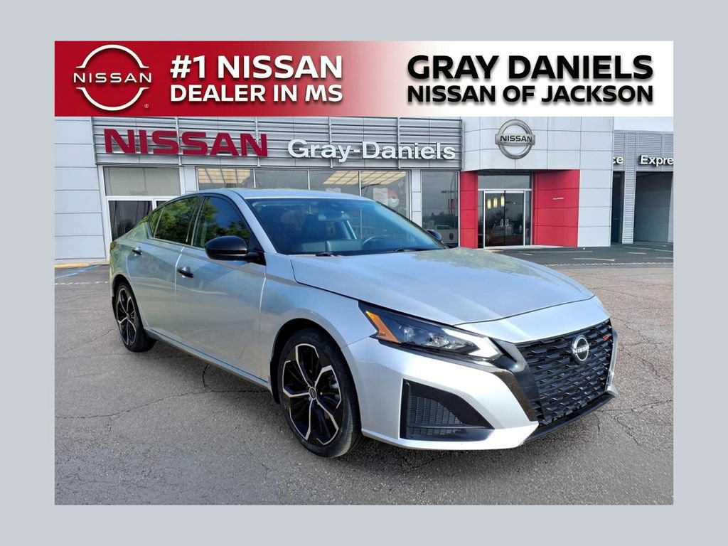 Used 2024 Nissan Altima 2.5 SR w/ SR Premium Package