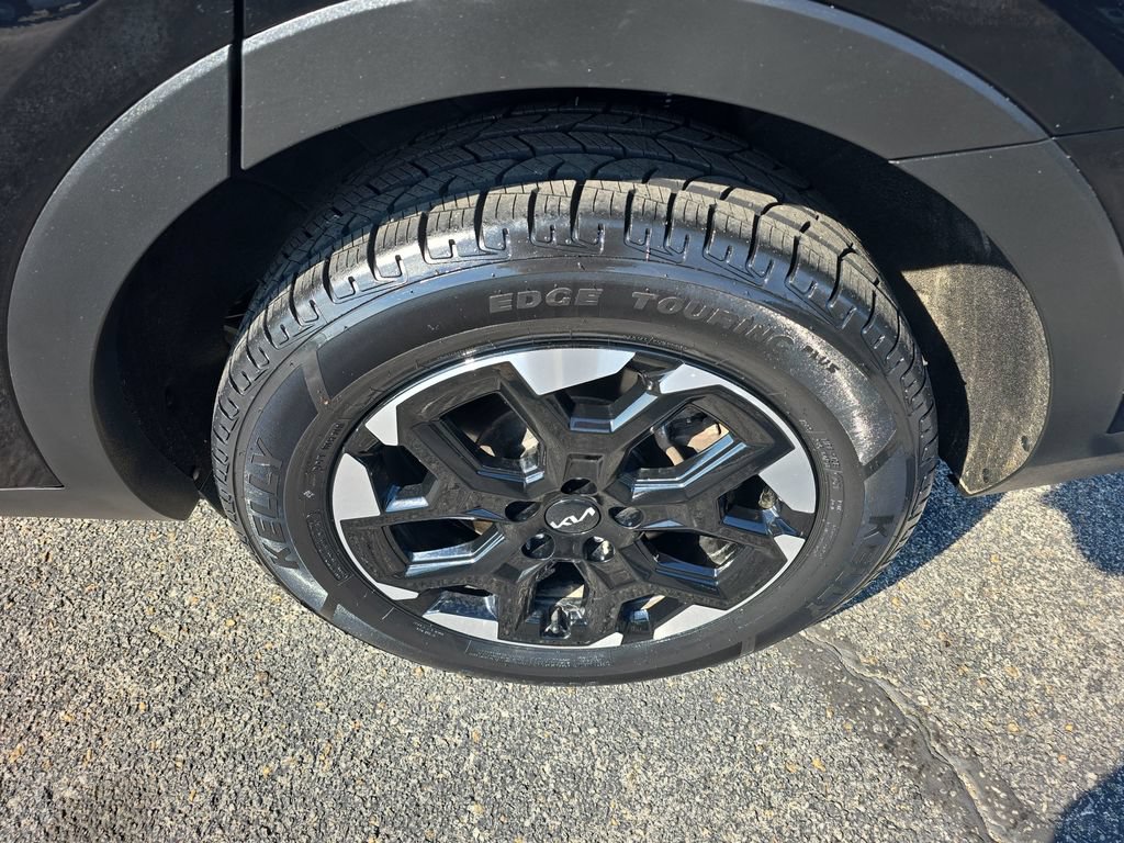 Used 2024 Kia Sorento S w/ Panoramic Sunroof Package AWD/4WD image 11