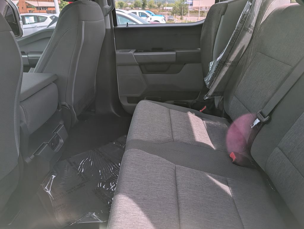 Used 2024 Ford F250 XL w/ STX Appearance Package AWD/4WD image 10
