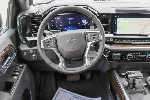 New 2026 Chevrolet Silverado 1500 LT Trail Boss w/ LPO, Dark Essentials Package image 15