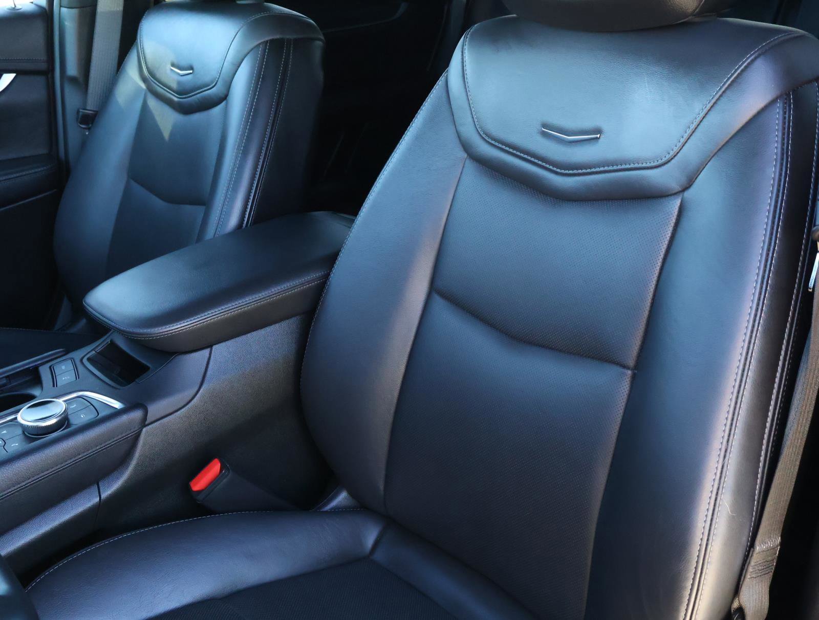 Certified 2025 Cadillac XT5 Premium Luxury image 18