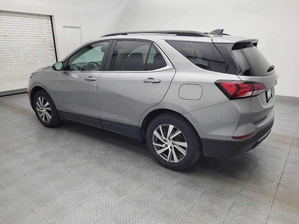 Used 2023 Chevrolet Equinox LT AWD/4WD image 3