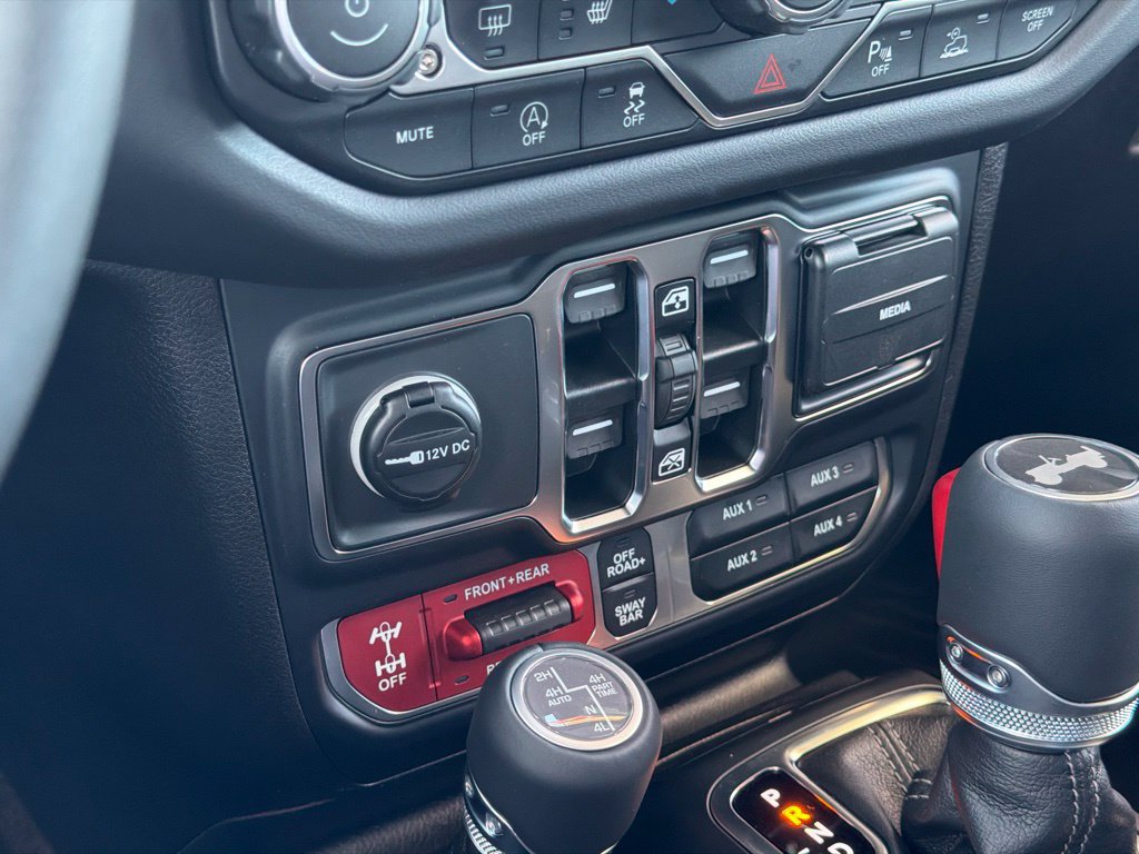 New 2027 Jeep Wrangler Unlimited Rubicon AWD/4WD image 36