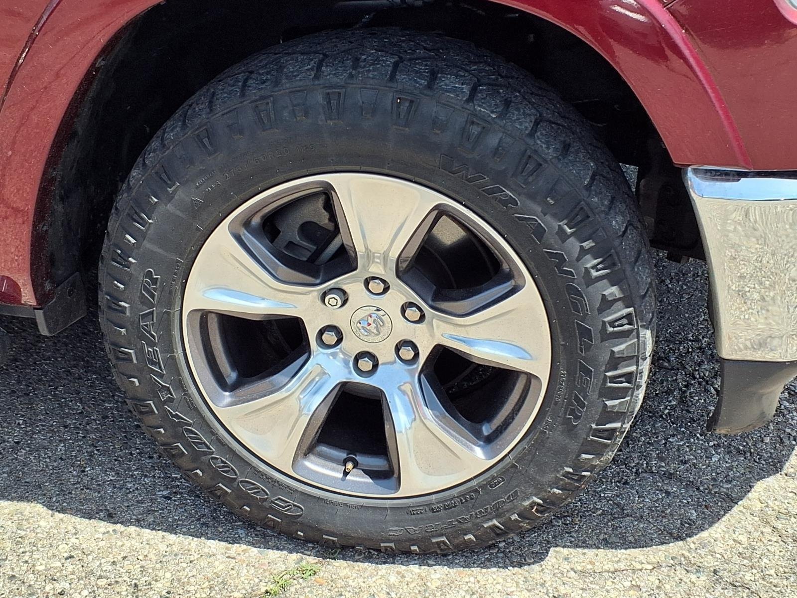 Used 2021 RAM 1500 Laramie AWD/4WD image 5