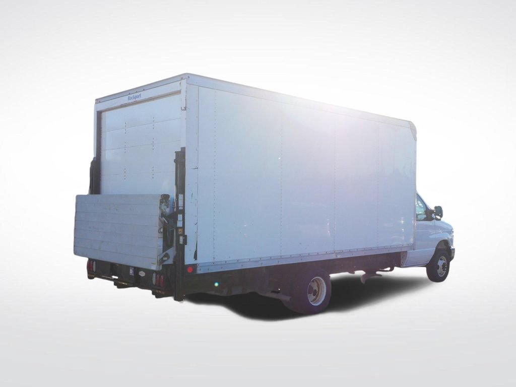 Used 2018 Ford E-450 and Econoline 450 Super Duty RWD image 6