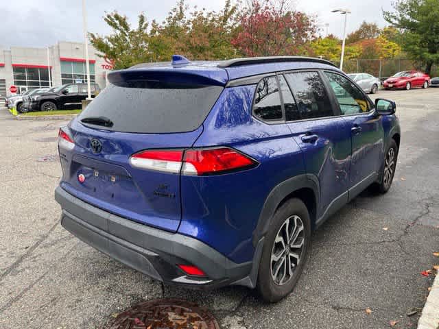 Used 2024 Toyota Corolla Cross AWD Hybrid w/ Moonroof Package image 4
