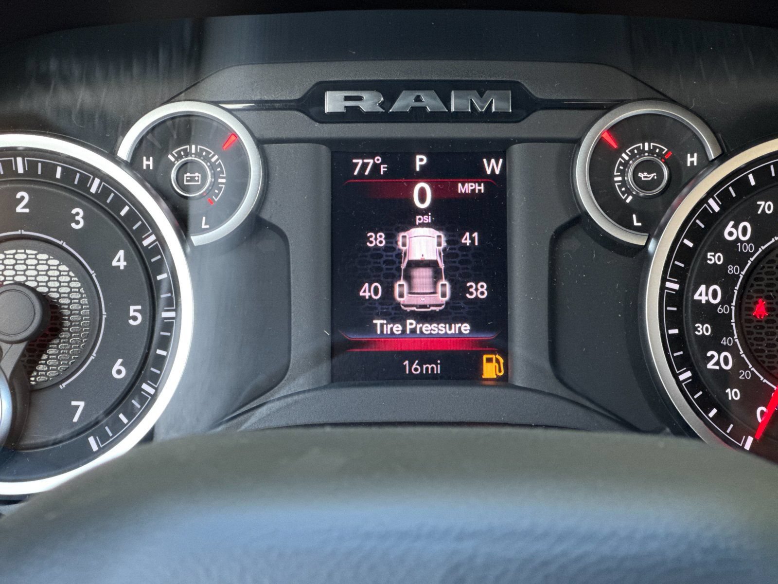 New 2026 RAM 1500 Big Horn AWD/4WD image 26