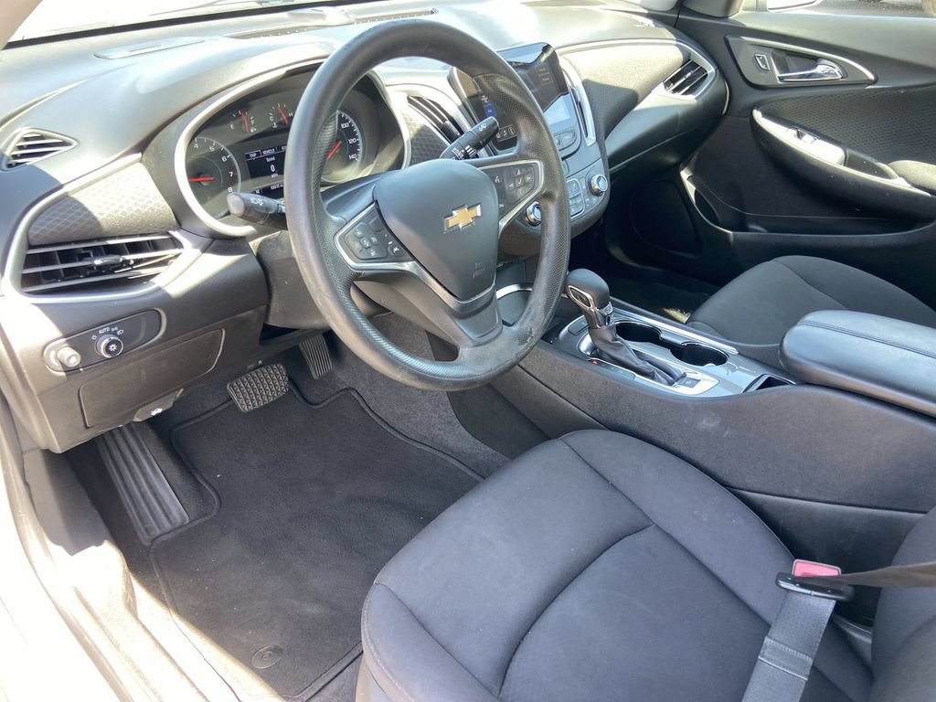 Used 2023 Chevrolet Malibu LT FWD image 6