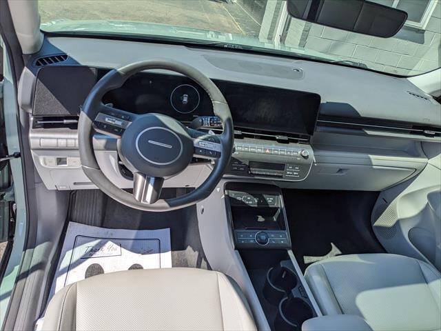 Used 2024 Hyundai Kona Limited FWD image 14