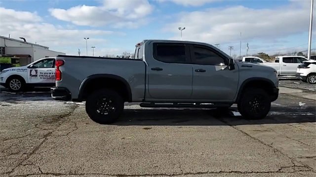 Used 2024 Chevrolet Silverado 1500 ZR2 w/ LPO, Dark Essentials Package image 8
