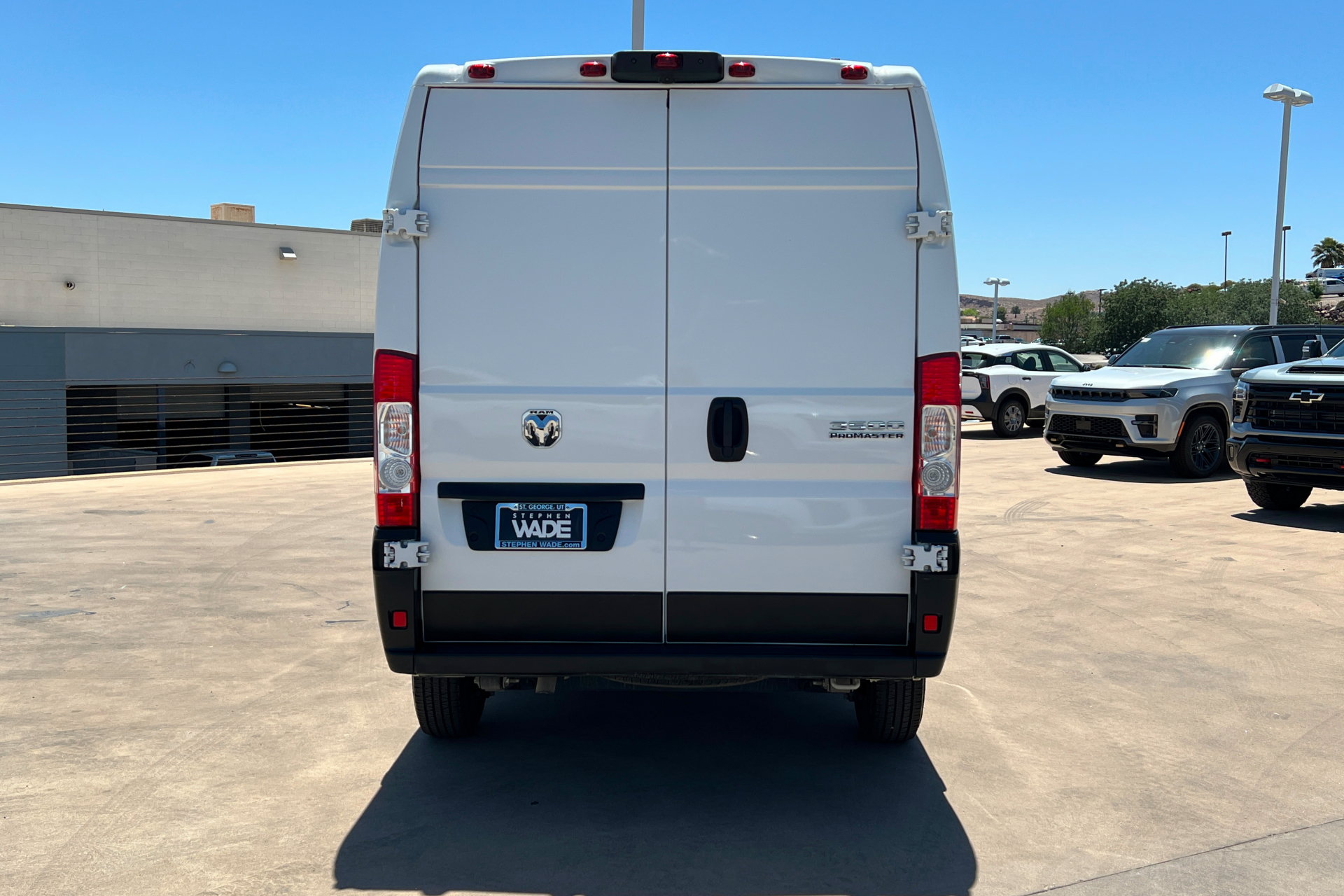 Used 2025 RAM ProMaster 3500 w/ Convenience Group FWD image 4